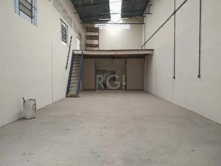 Foto 1 de Lote/Terreno à venda, 659m² em São João, Porto Alegre