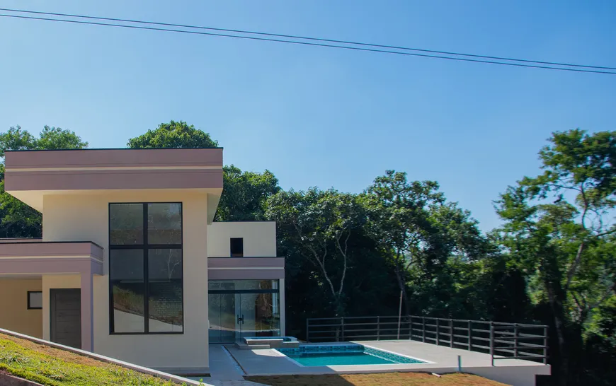 Foto 1 de Casa de Condomínio com 3 Quartos à venda, 201m² em Paruru, Ibiúna