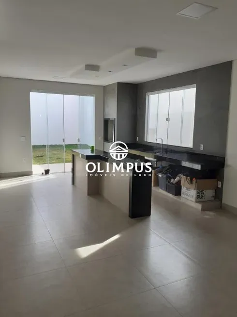 Foto 1 de Casa com 3 Quartos à venda, 160m² em Jardim Sul, Uberlândia