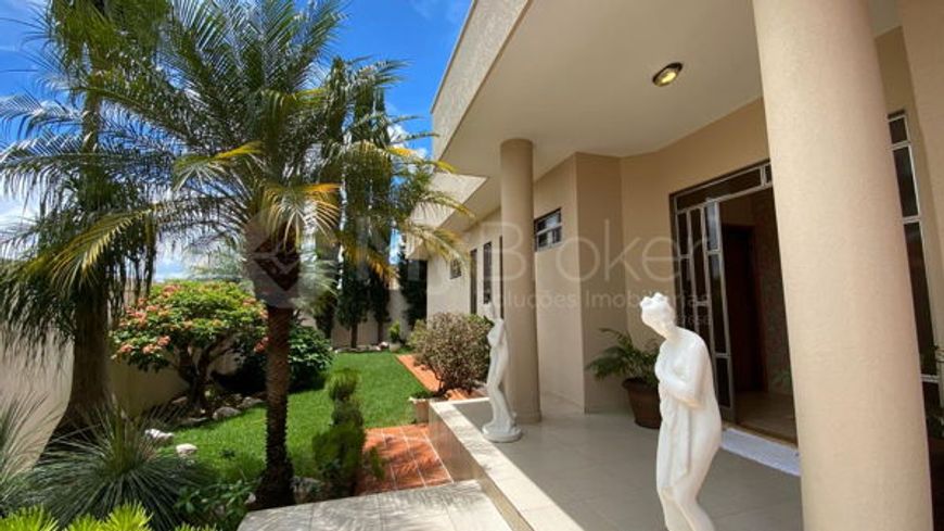 Foto 1 de Casa com 4 Quartos à venda, 342m² em , Morrinhos