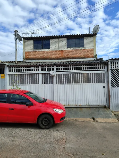 Foto 1 de Casa com 3 Quartos à venda, 160m² em Taguatinga Norte, Brasília