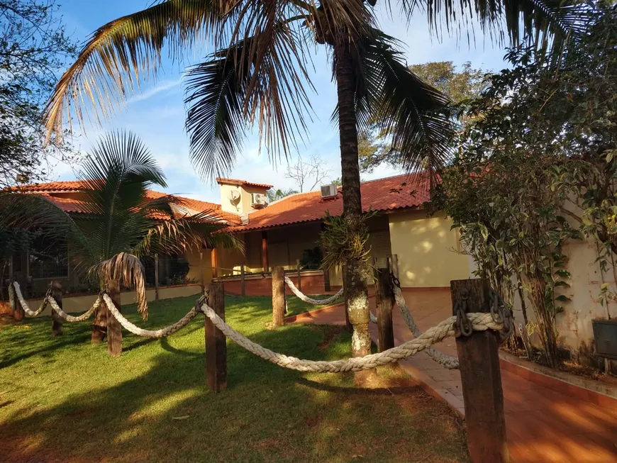 Foto 1 de Fazenda/Sítio com 3 Quartos à venda, 250m² em Conjunto Habitacional Jardim das Palmeiras, Ribeirão Preto