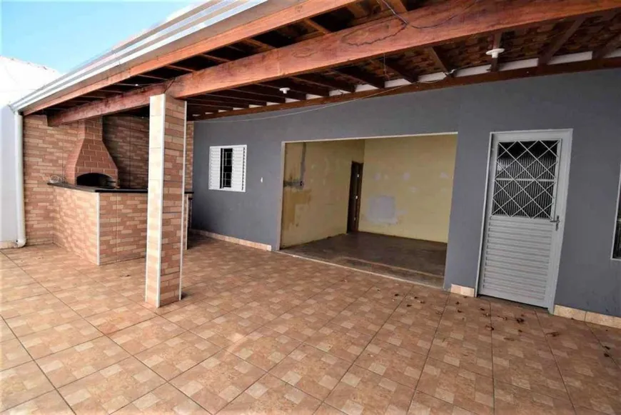 Foto 1 de Casa com 2 Quartos à venda, 185m² em Val de Caes, Belém