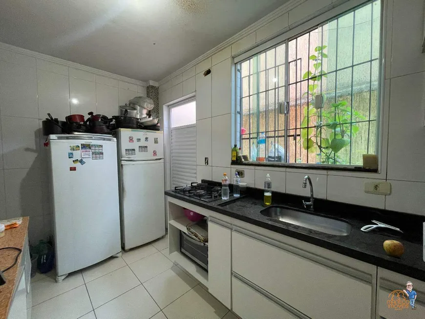 Foto 1 de Casa com 2 Quartos à venda, 49m² em Caneleira, Santos