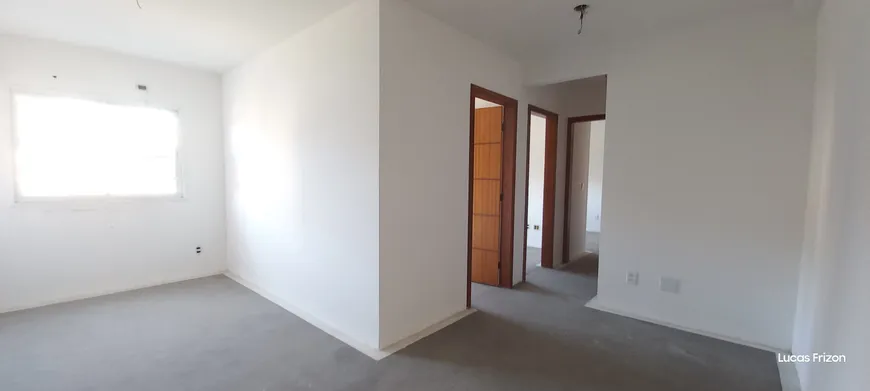 Foto 1 de Apartamento com 3 Quartos à venda, 60m² em Jardim Itú Sabará, Porto Alegre