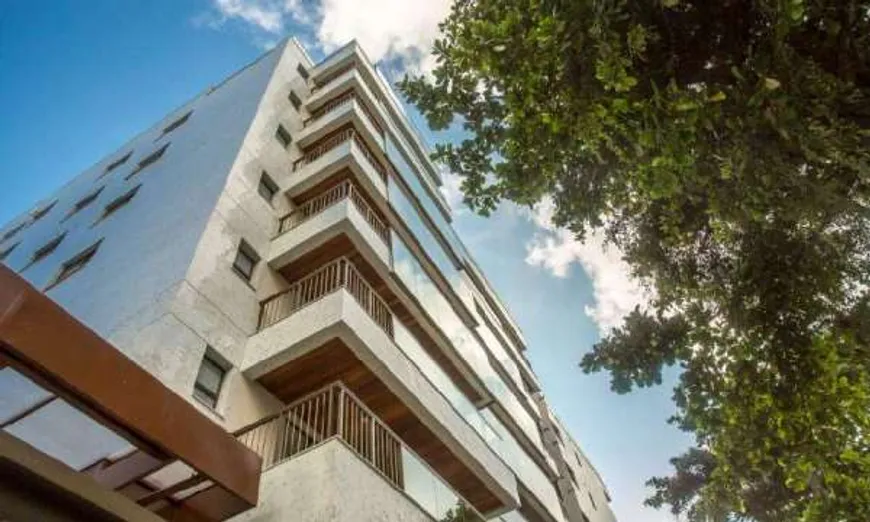 Foto 1 de Apartamento com 4 Quartos à venda, 158m² em Charitas, Niterói