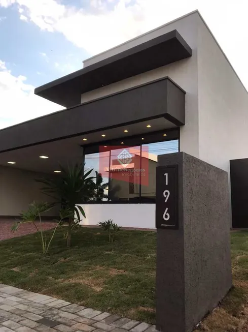 Foto 1 de Casa com 4 Quartos à venda, 215m² em Splendido, Uberlândia