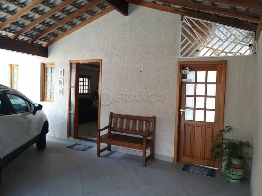 Foto 1 de Casa com 3 Quartos à venda, 144m² em Loteamento Villa Branca, Jacareí