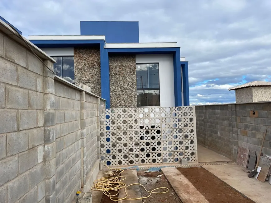 Foto 1 de Casa com 3 Quartos à venda, 137m² em Shalimar, Lagoa Santa