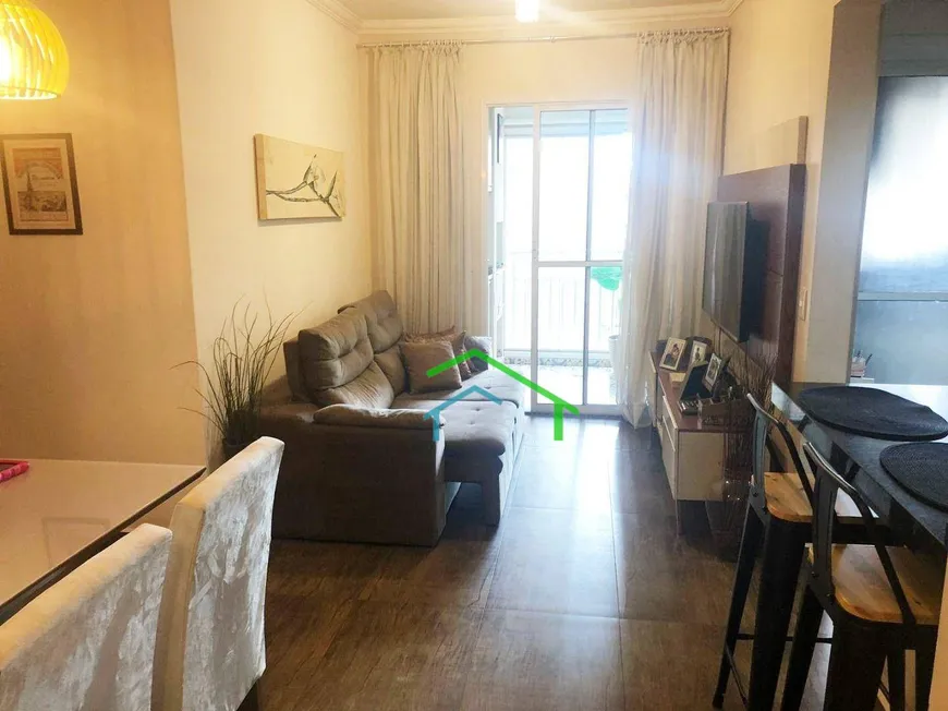 Foto 1 de Apartamento com 3 Quartos à venda, 74m² em Jardim Tupanci, Barueri