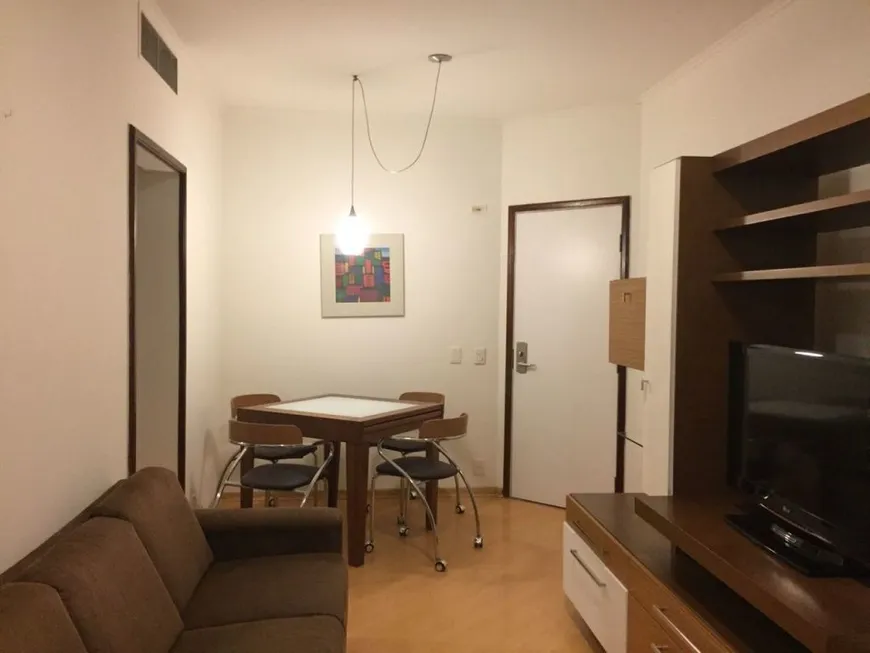 Foto 1 de Flat com 1 Quarto para alugar, 42m² em Consolação, São Paulo