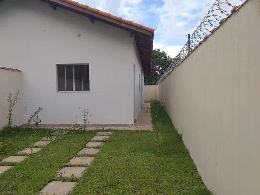 Foto 1 de Casa com 2 Quartos à venda, 60m² em Balneário Gaivota, Itanhaém