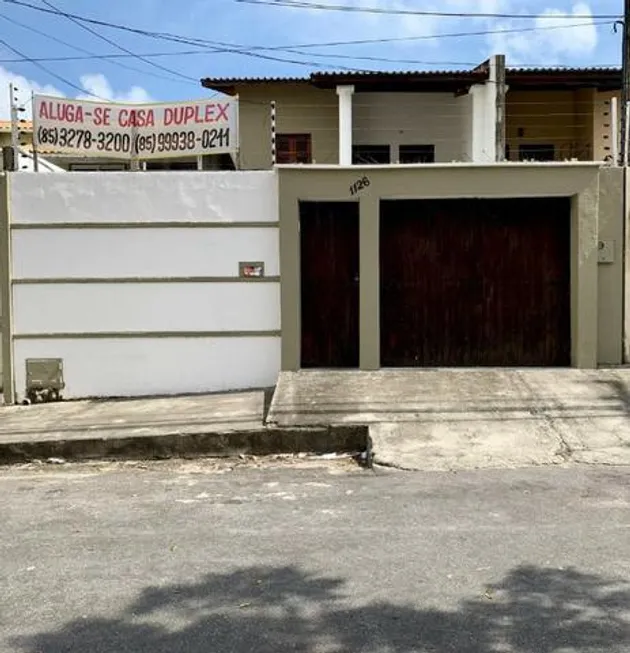 Foto 1 de Casa com 4 Quartos para alugar, 144m² em Cambeba, Fortaleza