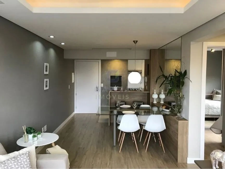 Foto 1 de Apartamento com 2 Quartos à venda, 63m² em Jardim do Salso, Porto Alegre