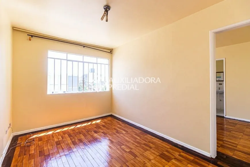 Foto 1 de Apartamento com 1 Quarto à venda, 41m² em Menino Deus, Porto Alegre