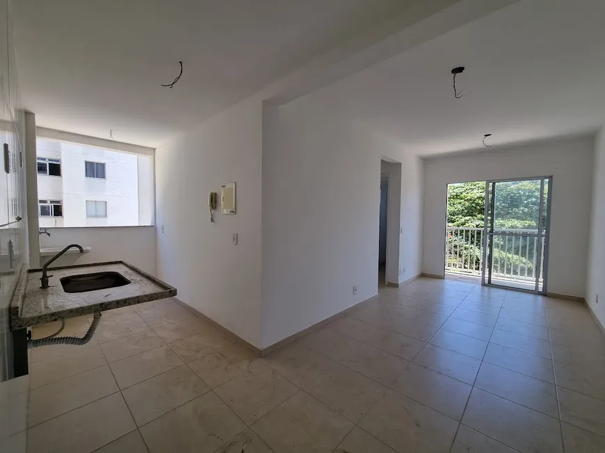 Foto 1 de Apartamento com 2 Quartos para alugar, 52m² em Parque Jacaraípe, Serra