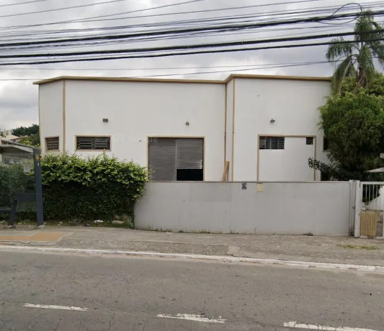 Foto 1 de Galpão/Depósito/Armazém para venda ou aluguel, 1700m² em Jaragua, São Paulo