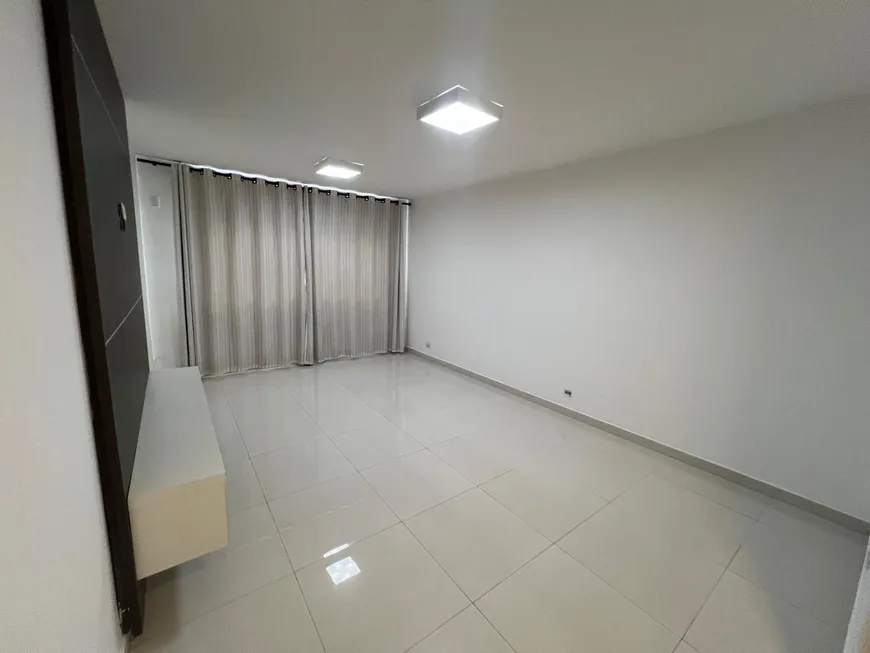 Foto 1 de Casa de Condomínio com 3 Quartos à venda, 150m² em Parque Amazonas, Goiânia