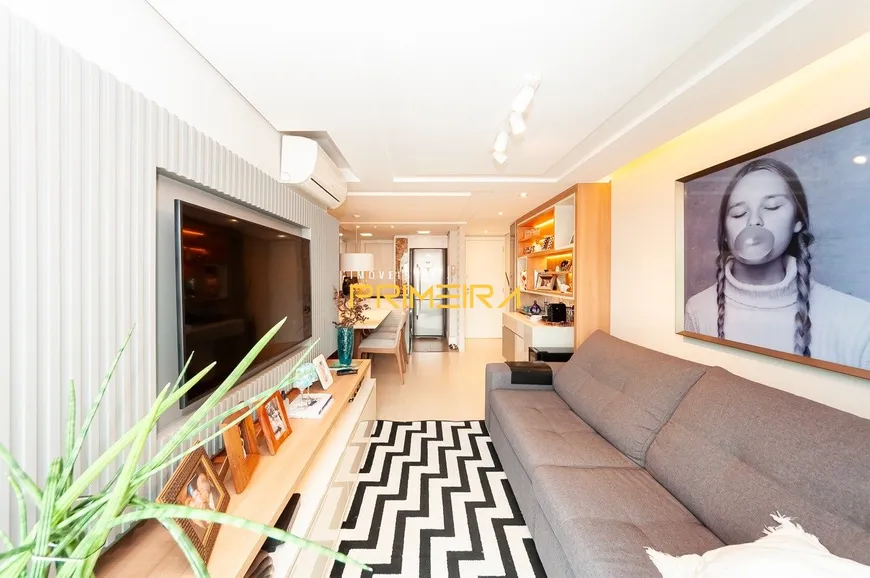 Foto 1 de Apartamento com 3 Quartos à venda, 74m² em Mercês, Curitiba