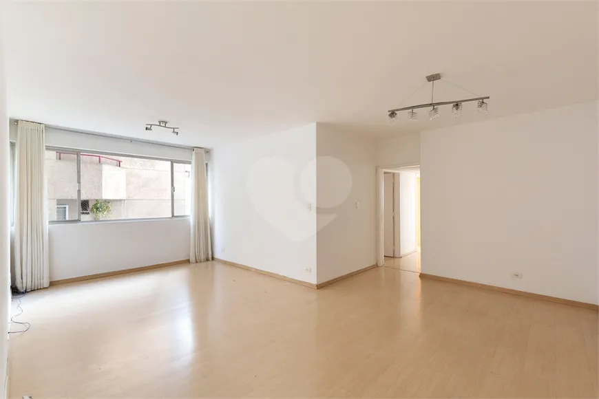 Foto 1 de Apartamento com 3 Quartos para venda ou aluguel, 110m² em Jardim Paulista, São Paulo