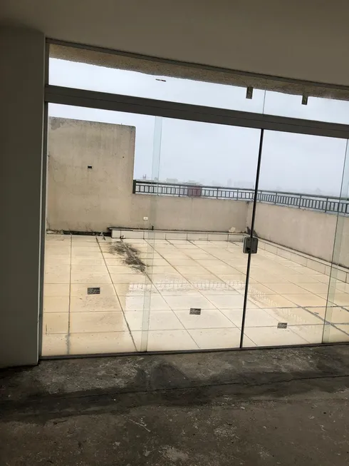 Foto 1 de Cobertura com 2 Quartos à venda, 140m² em Vila Alzira, Santo André