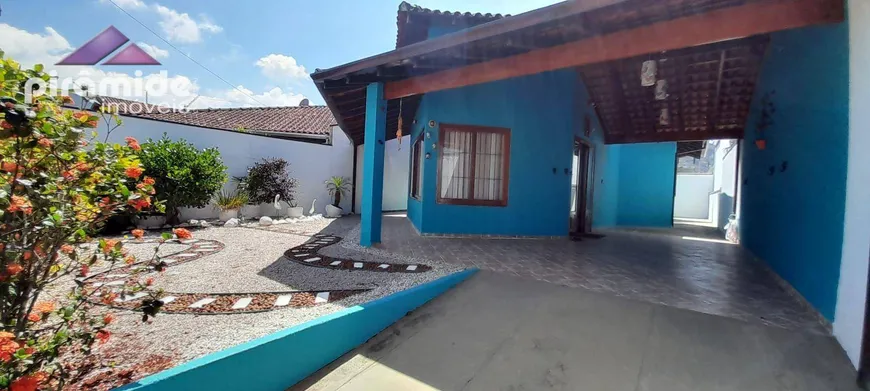 Foto 1 de Casa com 3 Quartos à venda, 124m² em Martim de Sa, Caraguatatuba