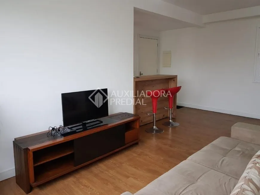 Foto 1 de Apartamento com 3 Quartos à venda, 86m² em Passo da Areia, Porto Alegre