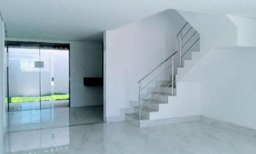 Foto 1 de Casa com 3 Quartos à venda, 110m² em Vila Eunice, Jandira