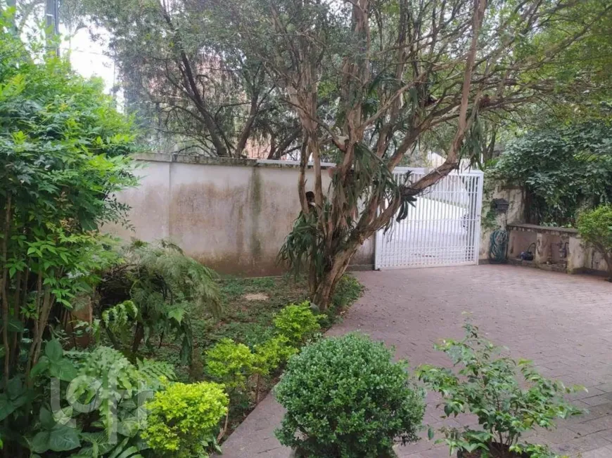 Foto 1 de Casa com 3 Quartos à venda, 250m² em Morumbi, São Paulo