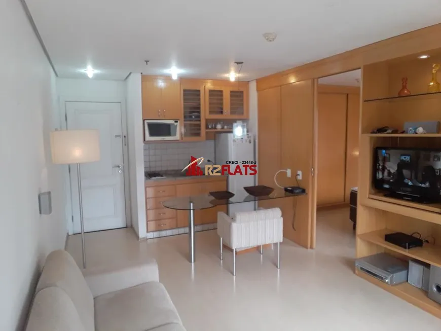 Foto 1 de Flat com 1 Quarto para alugar, 42m² em Itaim Bibi, São Paulo