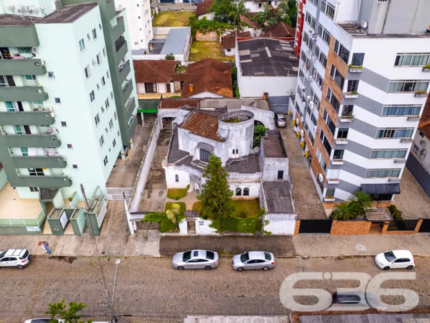 Foto 1 de Sobrado com 3 Quartos à venda, 270m² em Anita Garibaldi, Joinville