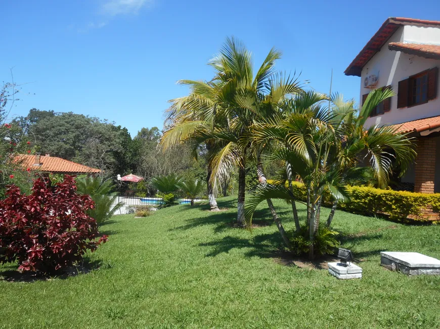 Foto 1 de Fazenda/Sítio com 4 Quartos à venda, 220m² em Chácara dos Pinhais, Boituva