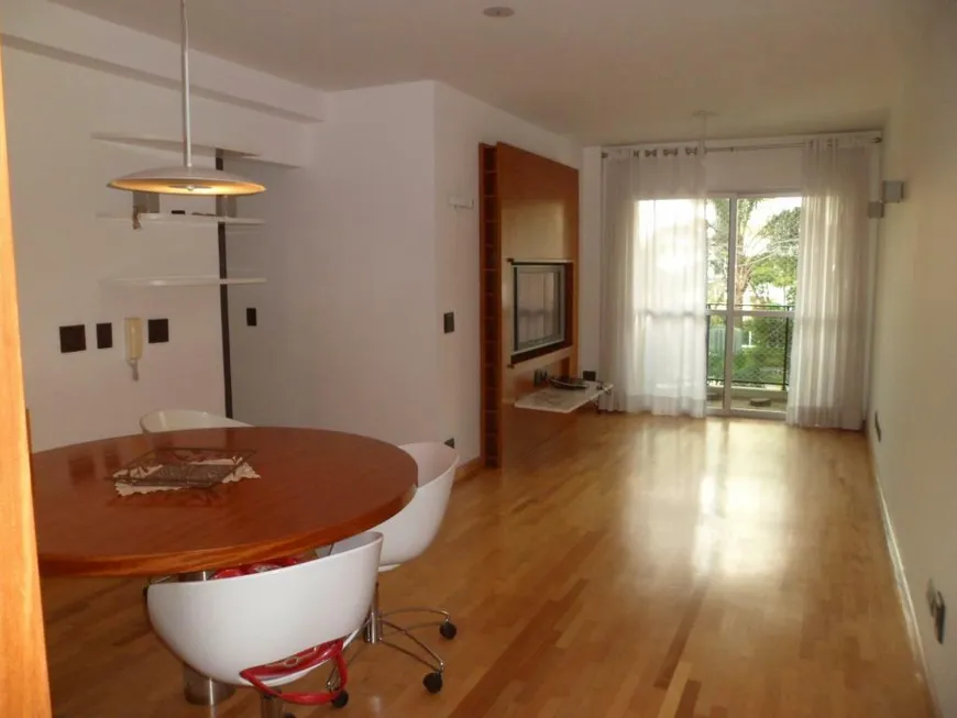 Foto 1 de Apartamento com 1 Quarto para alugar, 50m² em Campo Belo, São Paulo