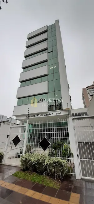 Foto 1 de Sala Comercial à venda, 32m² em Menino Deus, Porto Alegre