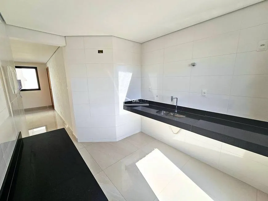 Foto 1 de Apartamento com 3 Quartos à venda, 77m² em Itapoã, Belo Horizonte