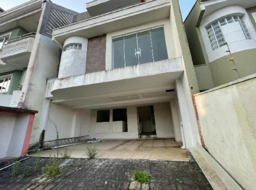 Foto 1 de Casa de Condomínio com 3 Quartos à venda, 204m² em Santa Felicidade, Curitiba