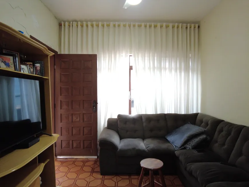 Foto 1 de Casa com 2 Quartos à venda, 114m² em Jardim Santo Antonio, Santo André