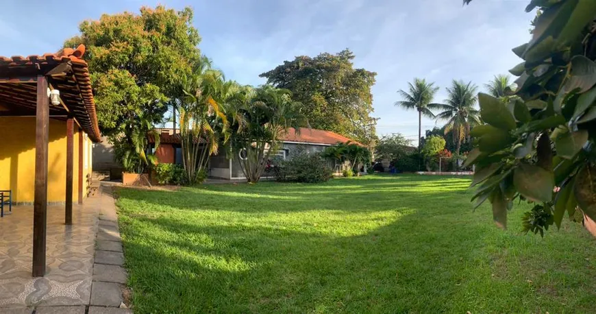 Foto 1 de Casa com 4 Quartos para alugar, 300m² em Centro, Queimados