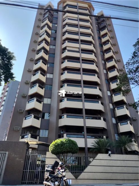 Foto 1 de Apartamento com 3 Quartos à venda, 150m² em Zona 07, Maringá