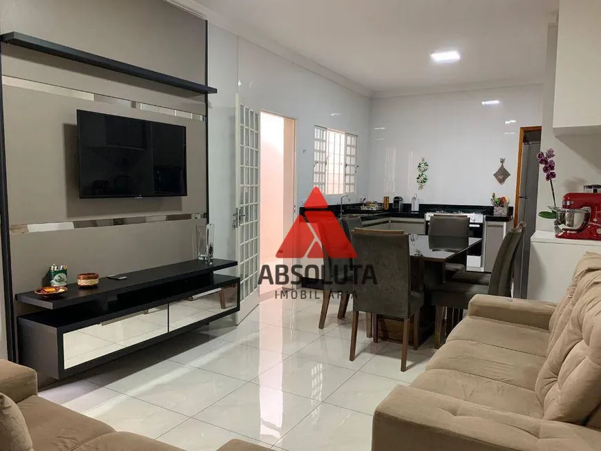 Foto 1 de Casa com 2 Quartos à venda, 115m² em Parque Planalto, Santa Bárbara D'Oeste