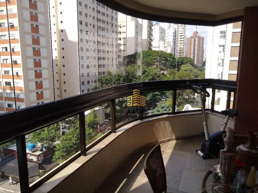Foto 1 de Apartamento com 3 Quartos à venda, 180m² em Indianópolis, São Paulo