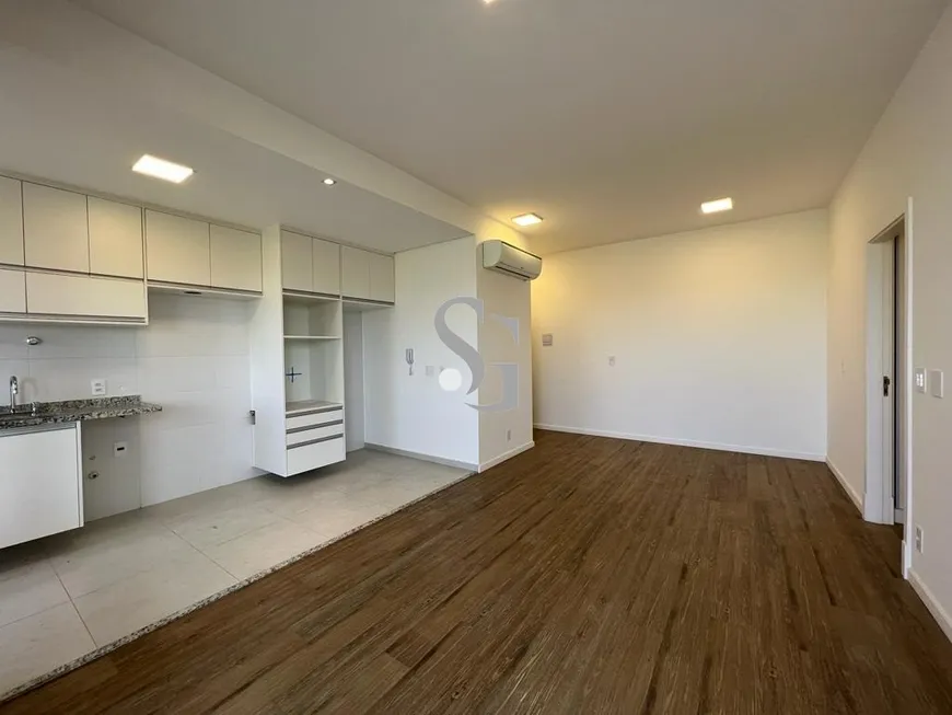 Foto 1 de Apartamento com 3 Quartos para alugar, 93m² em Swiss Park, Campinas