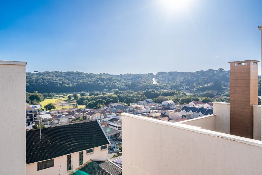 Foto 1 de Sobrado com 3 Quartos à venda, 133m² em Pilarzinho, Curitiba