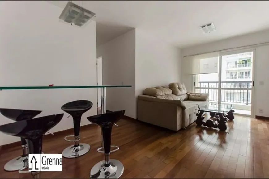 Foto 1 de Apartamento com 2 Quartos para alugar, 70m² em Vila Madalena, São Paulo