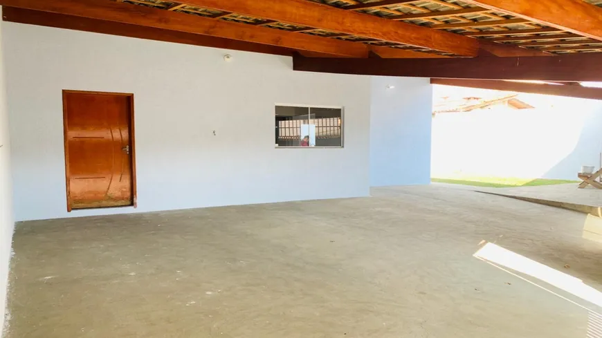 Foto 1 de Sobrado com 2 Quartos à venda, 180m² em Jardim Gurilândia, Taubaté