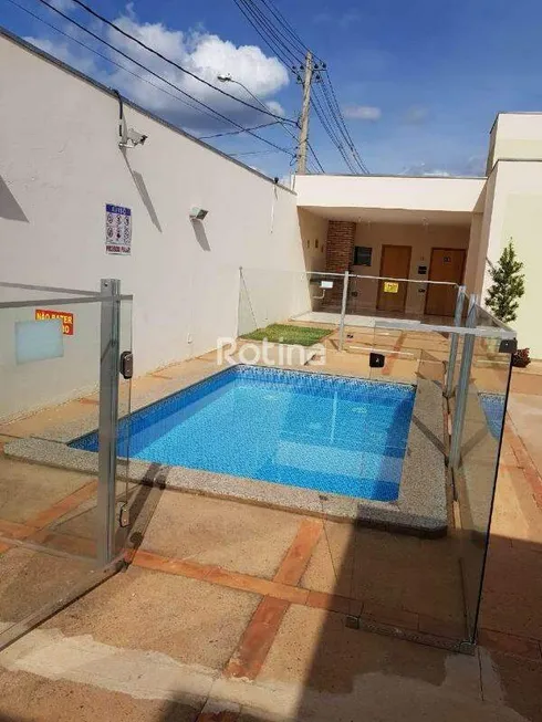 Foto 1 de Casa de Condomínio com 2 Quartos à venda, 50m² em Novo Mundo, Uberlândia