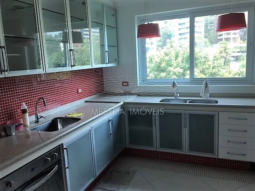 Foto 1 de Casa de Condomínio com 4 Quartos à venda, 600m² em Morumbi, São Paulo