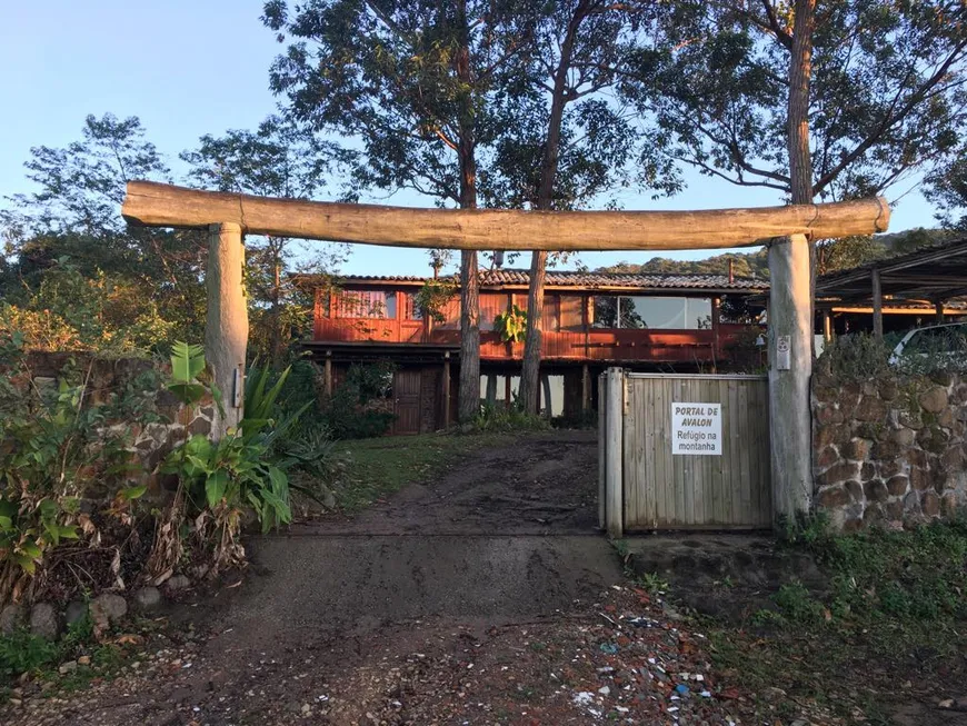 Foto 1 de Fazenda/Sítio com 6 Quartos à venda, 400m² em Ressacada, Garopaba