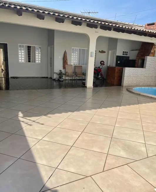 Foto 1 de Casa com 4 Quartos à venda, 201m² em Recanto dos Pássaros, Cuiabá