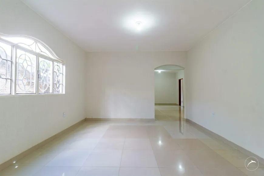 Foto 1 de Casa com 3 Quartos à venda, 235m² em Vila Sao Jose, Brasília